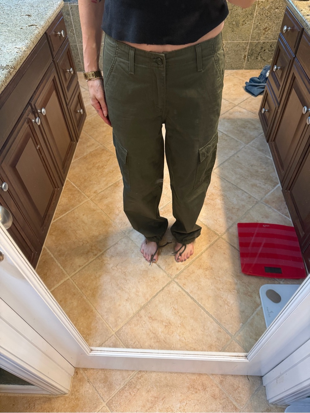 Levi's Women's Dark Olive Cargo Pants 26X32 NWOT 94 Baggy